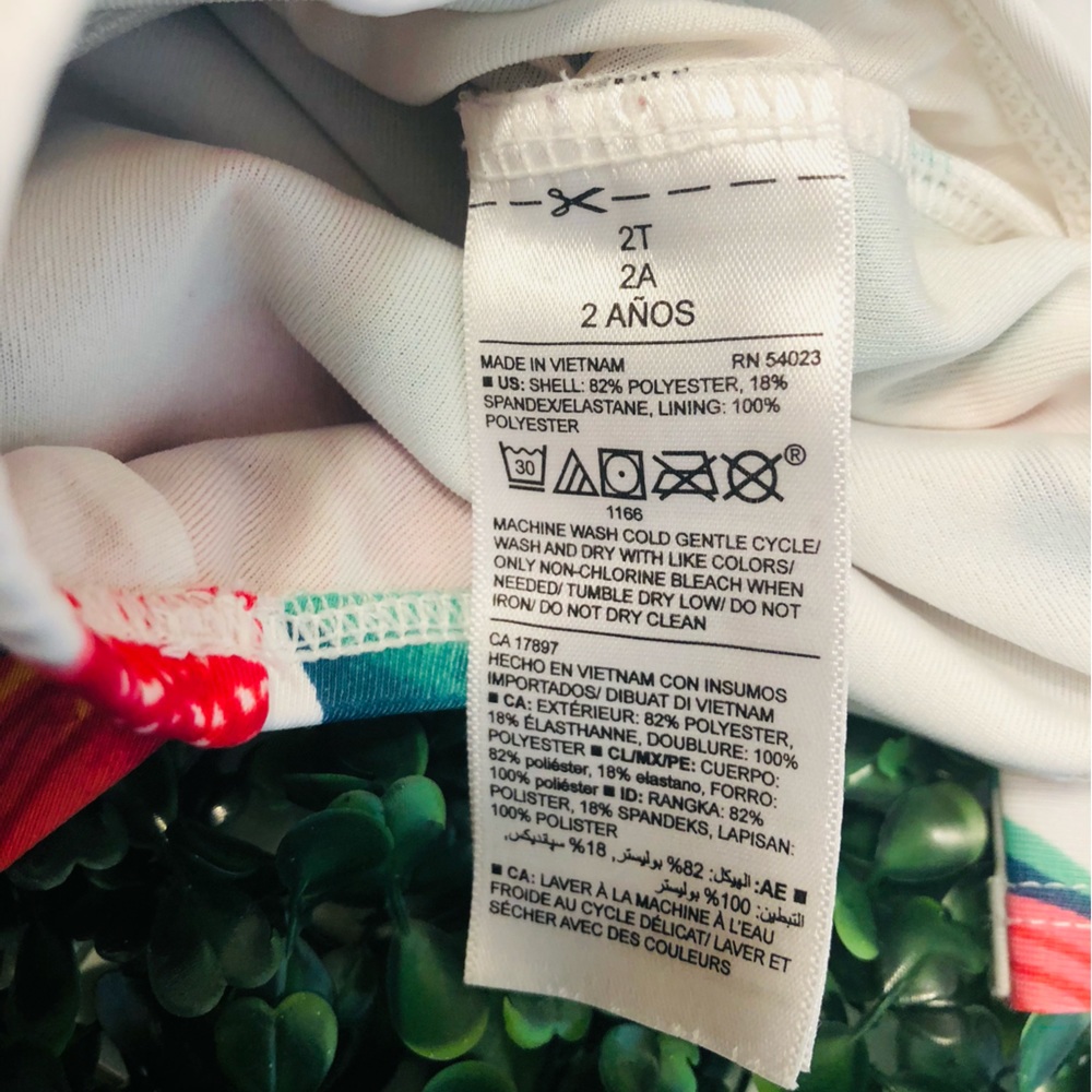 Old Navy size 2T - Picture 3 of 3